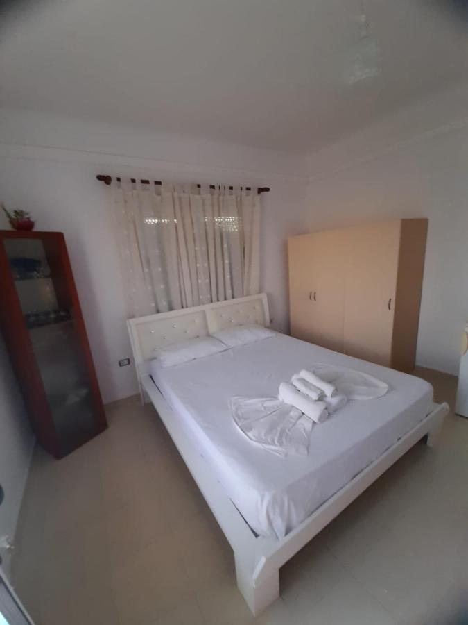 Hotel Rey Garden 2 Vlorë Exterior foto