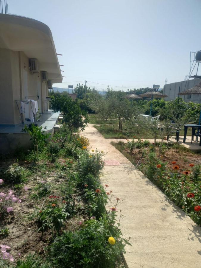 Hotel Rey Garden 2 Vlorë Exterior foto
